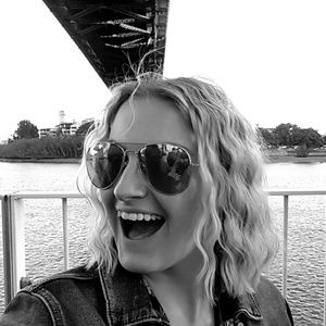 Meet your Posher, Gemma